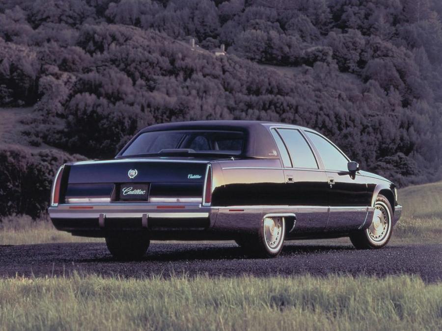  Cadillac Fleetwood Brougham 1993 года  (фото 5 из 35)
